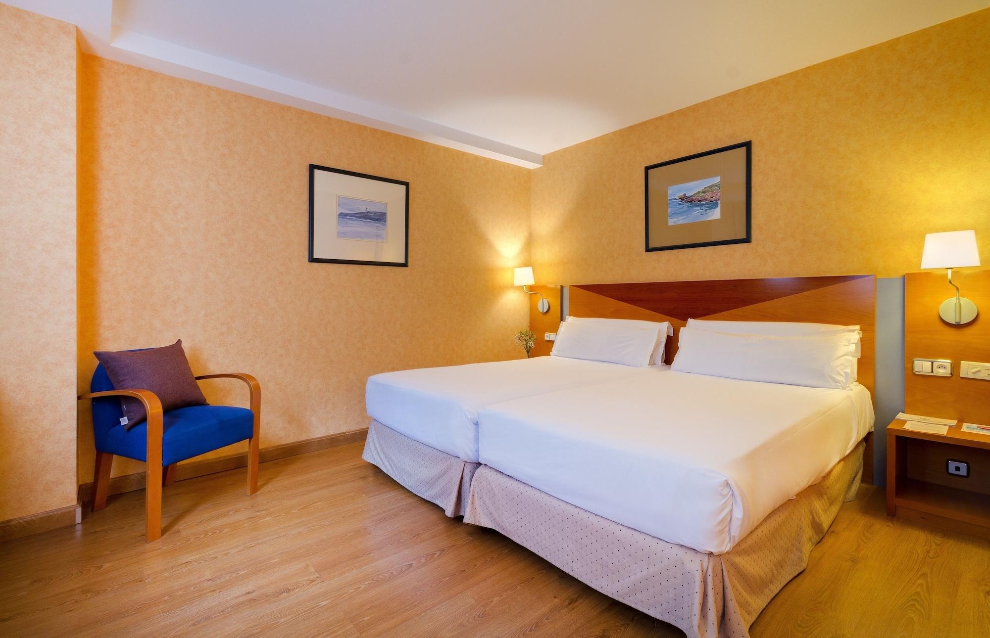 Oca Villa De Aviles Hotel Bagian luar foto