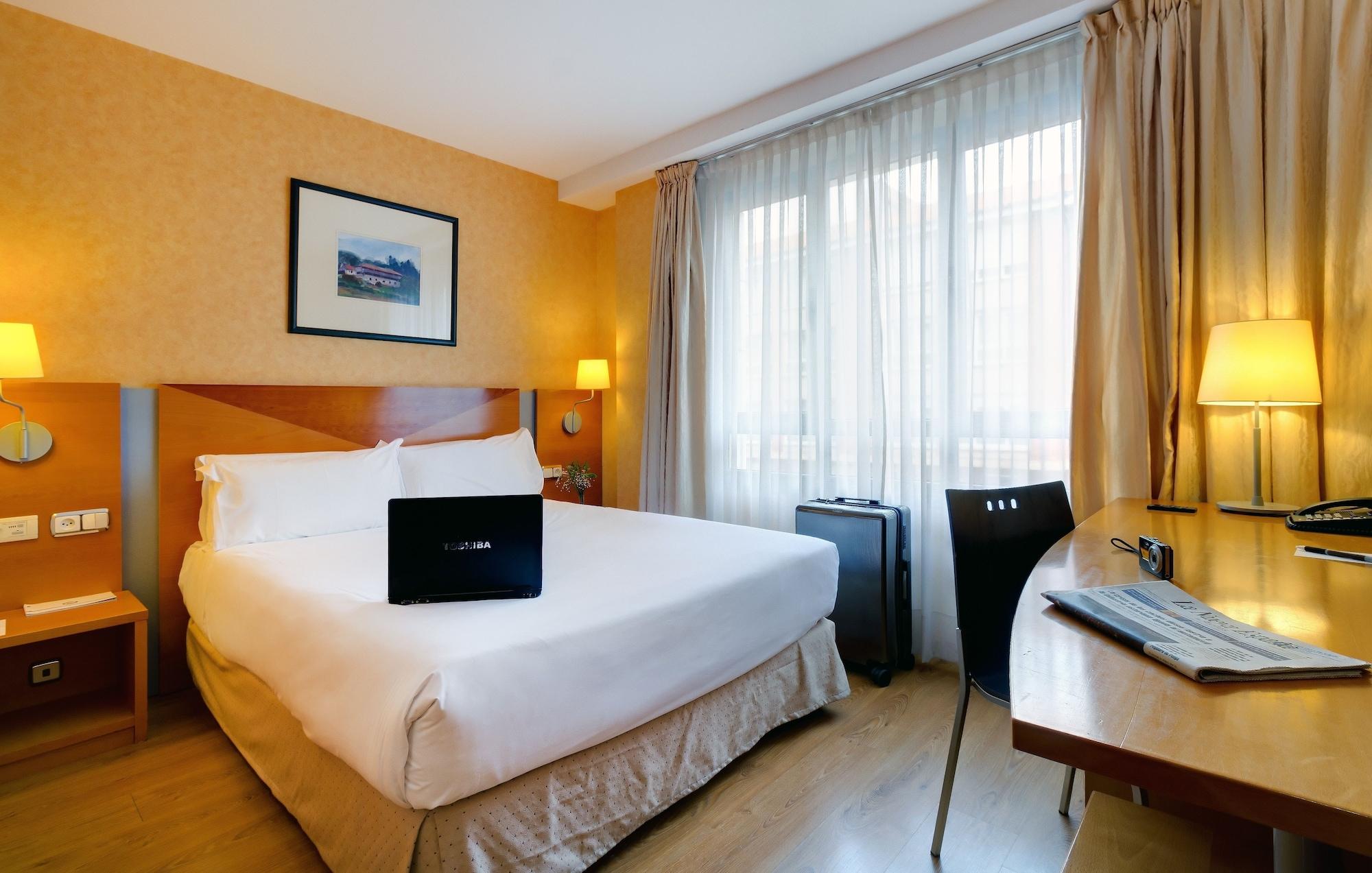 Oca Villa De Aviles Hotel Bagian luar foto