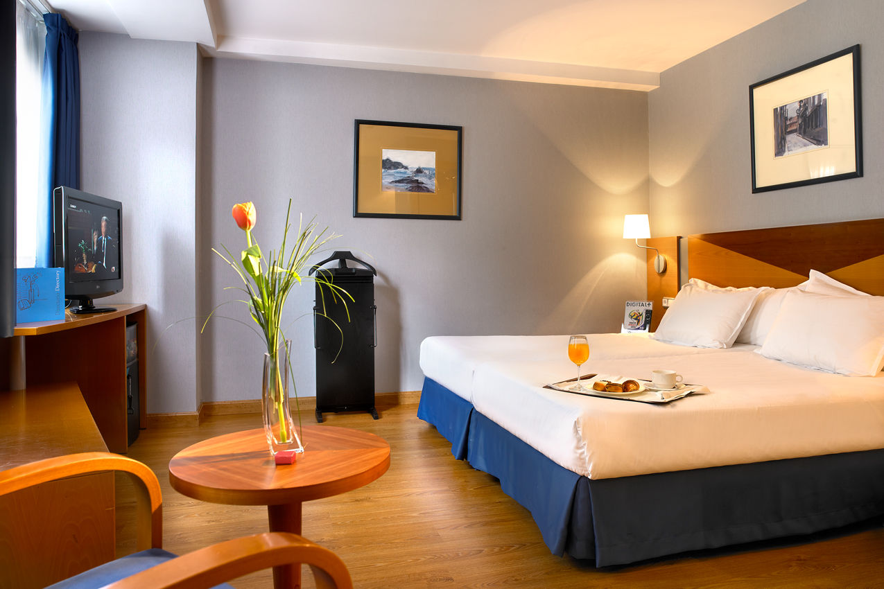 Oca Villa De Aviles Hotel Bagian luar foto
